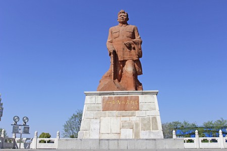 王若飞（贵州安顺·统战艺术的战略大师）